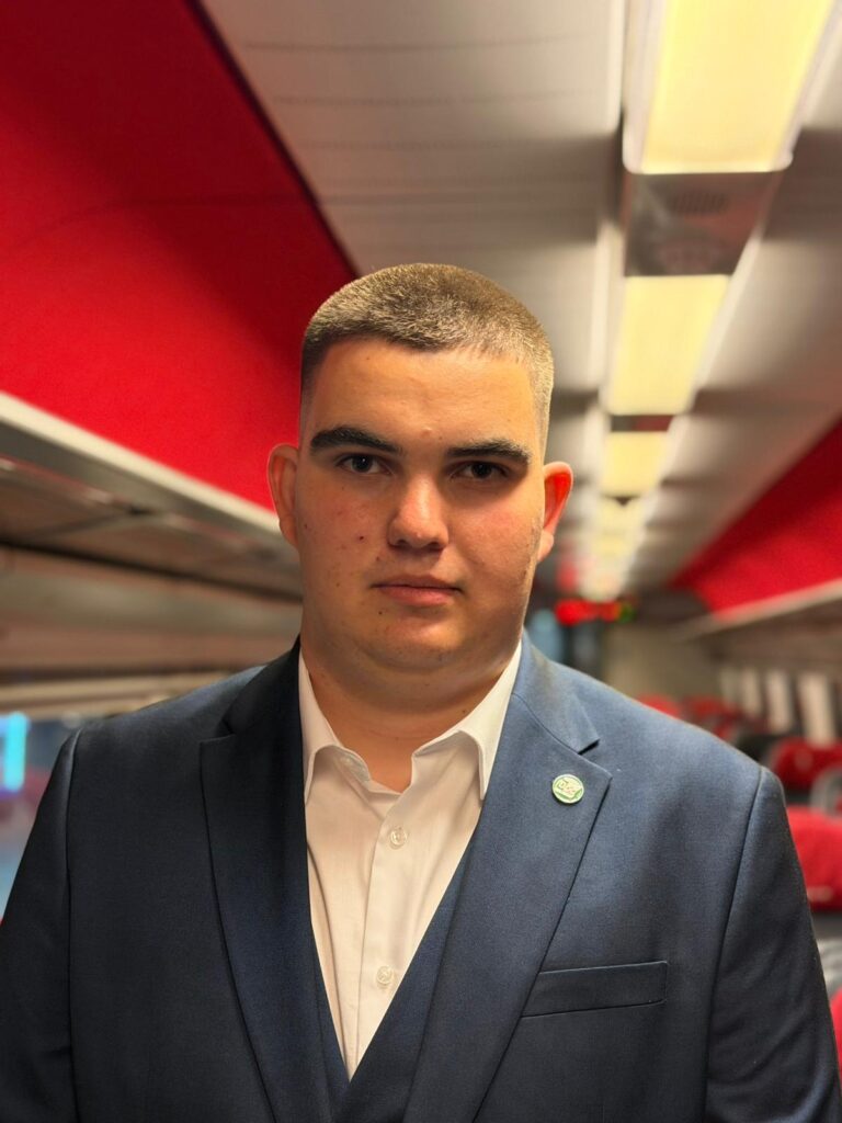 WhatsApp Image 2025-11-03 at 11.36.01